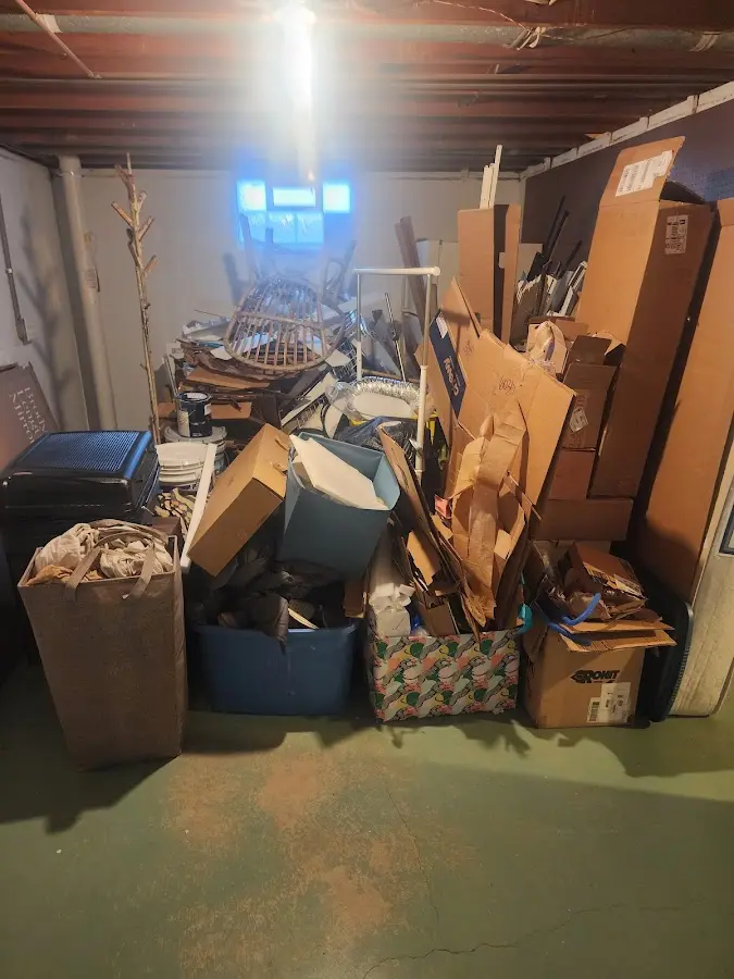 Roll-off dumpster container at job site for 15 Yard Dumpster Rental in De Queen